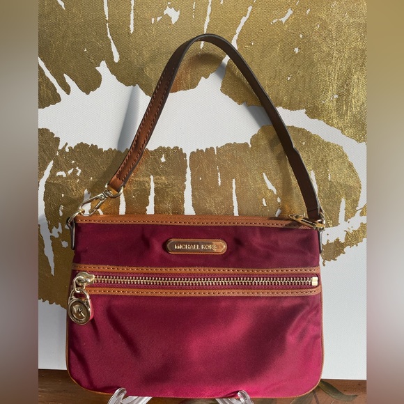 Michael Kors Kampton Maroon Nylon Wristlet - Picture 8 of 17